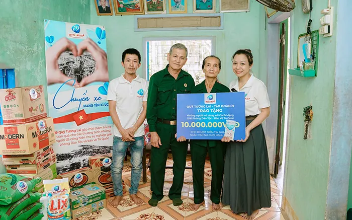 Hình ảnh đội ngũ công nghệ